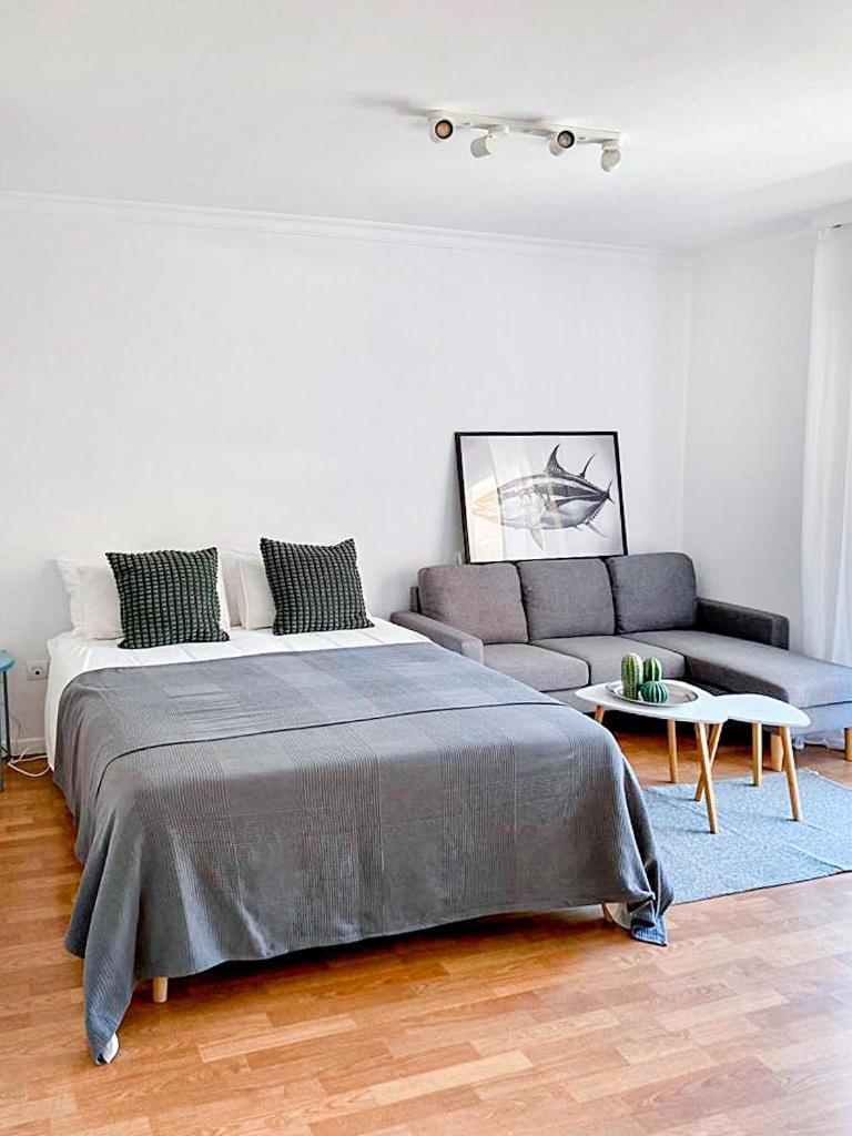 Estudio Del Carmen & Parking Malaga Bagian luar foto